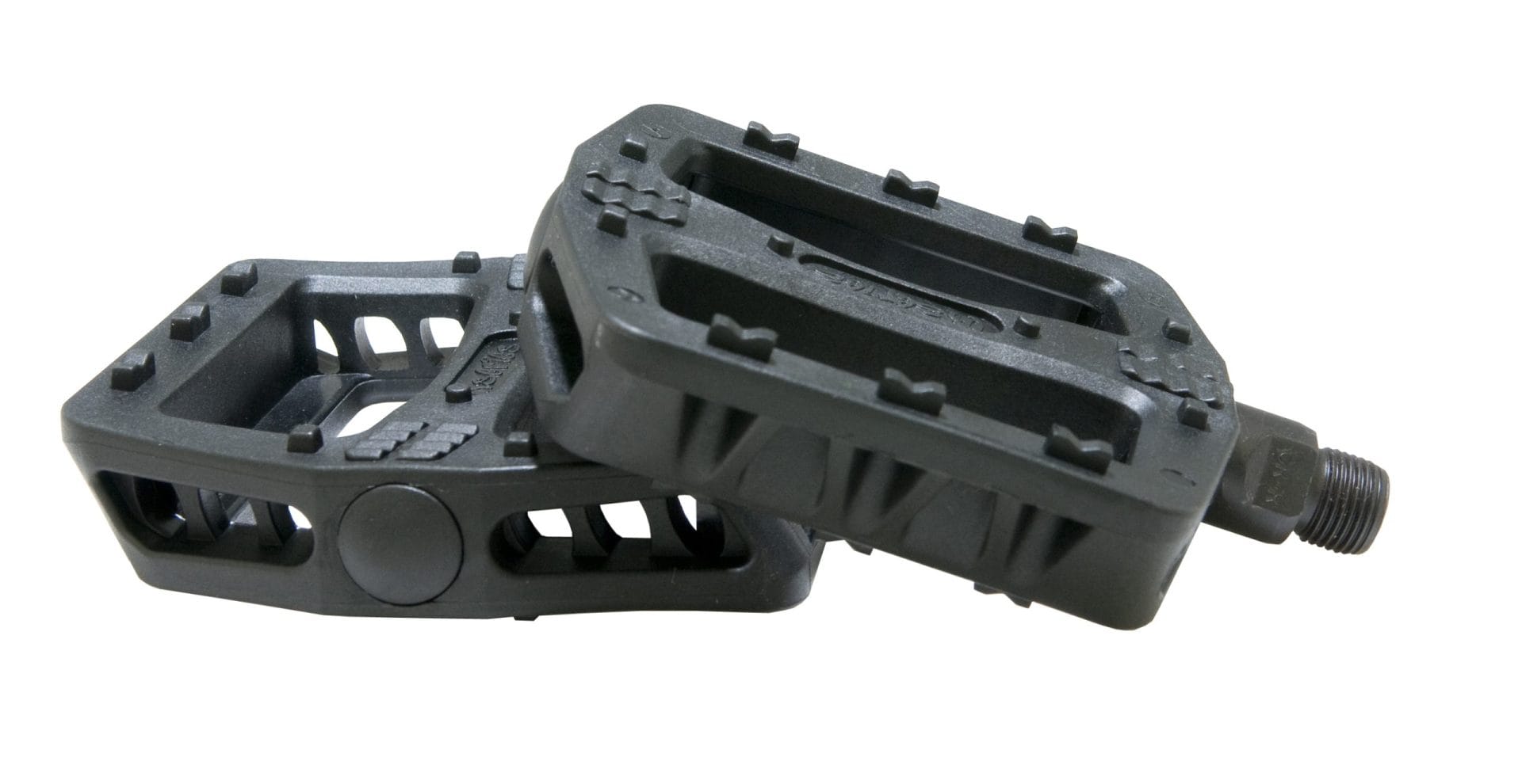 6042_black-plastic-pedal_copie