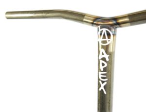 Photo du guidon Apex Bol SCS Raw pour trottinette freestyle en acier Chromoly