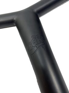 CDK_D_Bar_BlackMat_logo