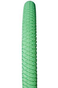 pneu_gros_plan_vert_copie