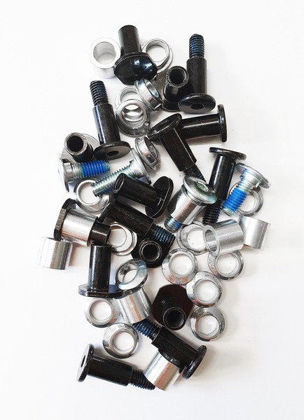 Kizer Slim Line Axle Set