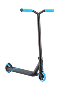One S3 Blue Angle 1 Blunt trottinette freestyle Blunt One S3 Bleu