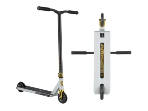 Lucky-Prospect5-Talus-Complete-WEB_6cae77f6-81c3-4237-a145-0818b694ec94.jpg Trottinette freestyle Lucky Prospect 2025 noire et or avec guidon aluminium, roues Lunar 110 mm et deck 5.0 pouces