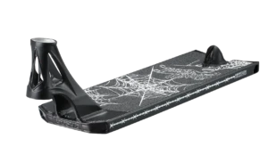 Deck Blunt AOS V6 Signature Will Scott noir, concave et robuste, parfait pour le street, avec signature graphique et finition soignée.